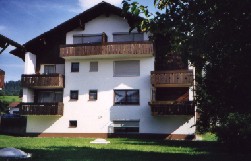hausansicht.jpg (15855 bytes)